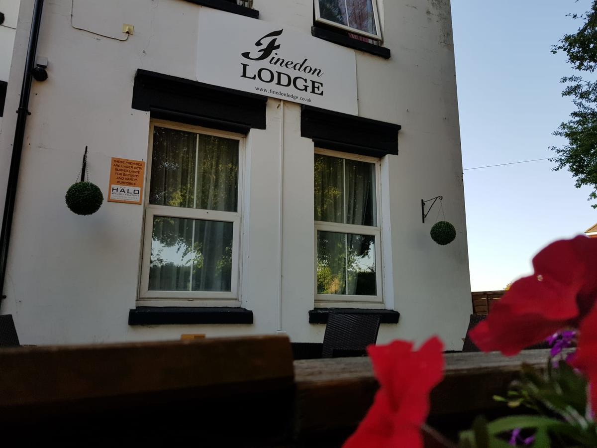 Finedon Lodge Wellingborough Dış mekan fotoğraf